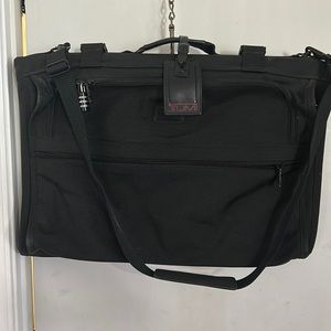 COPY - TUMI tri-fold GARMENT BAG Tri Fold carry on